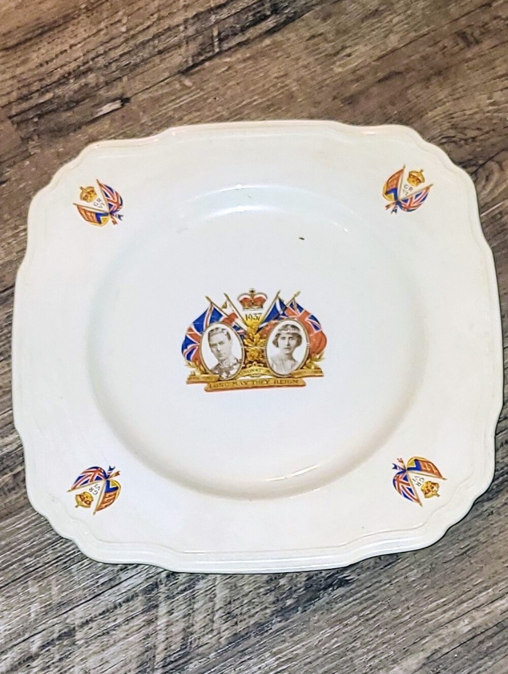 Vintage 1937 King George VI & Queen Elizabeth Coronation Plate